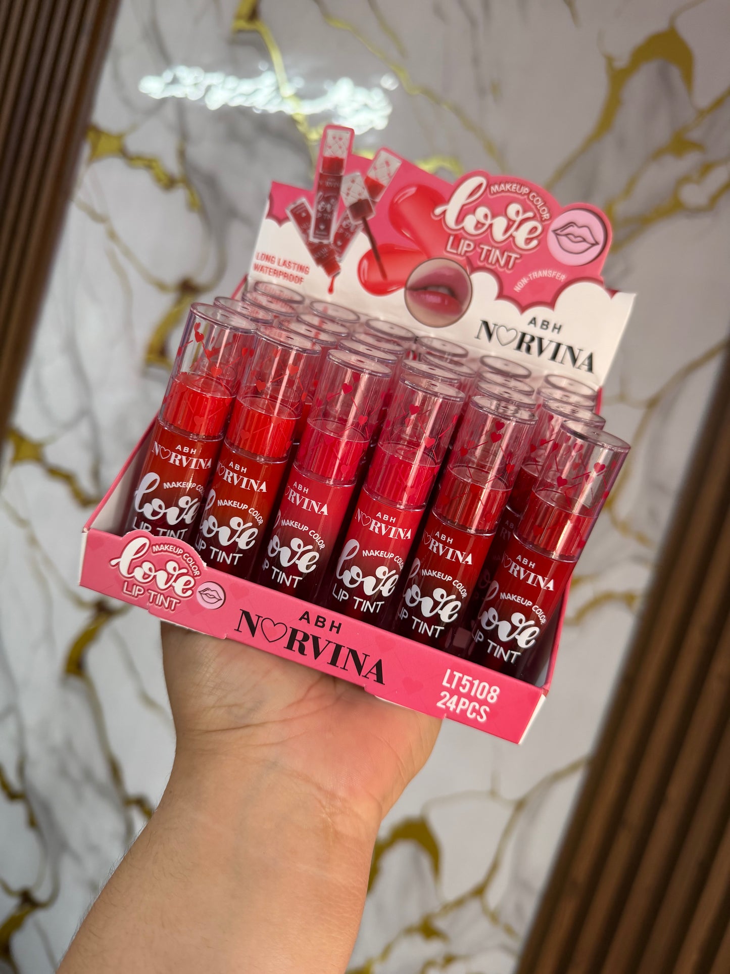 Tonta Norvina Love